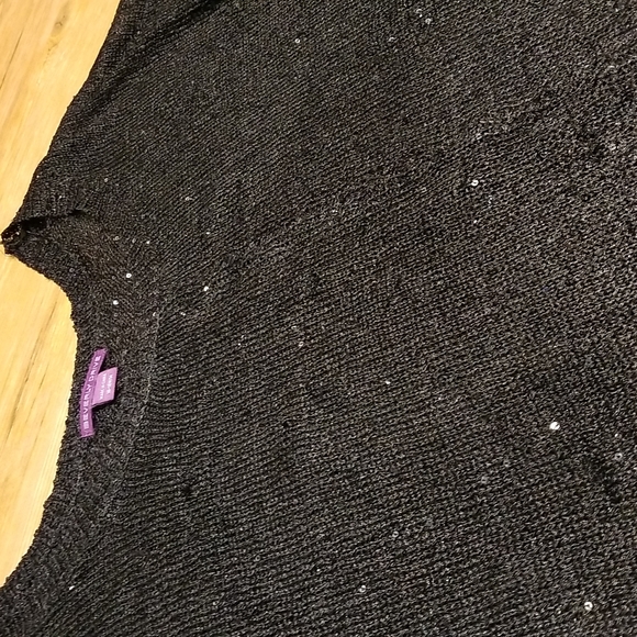 Black with iridescent sequins net overlay top sz 16-18 - Picture 2 of 7